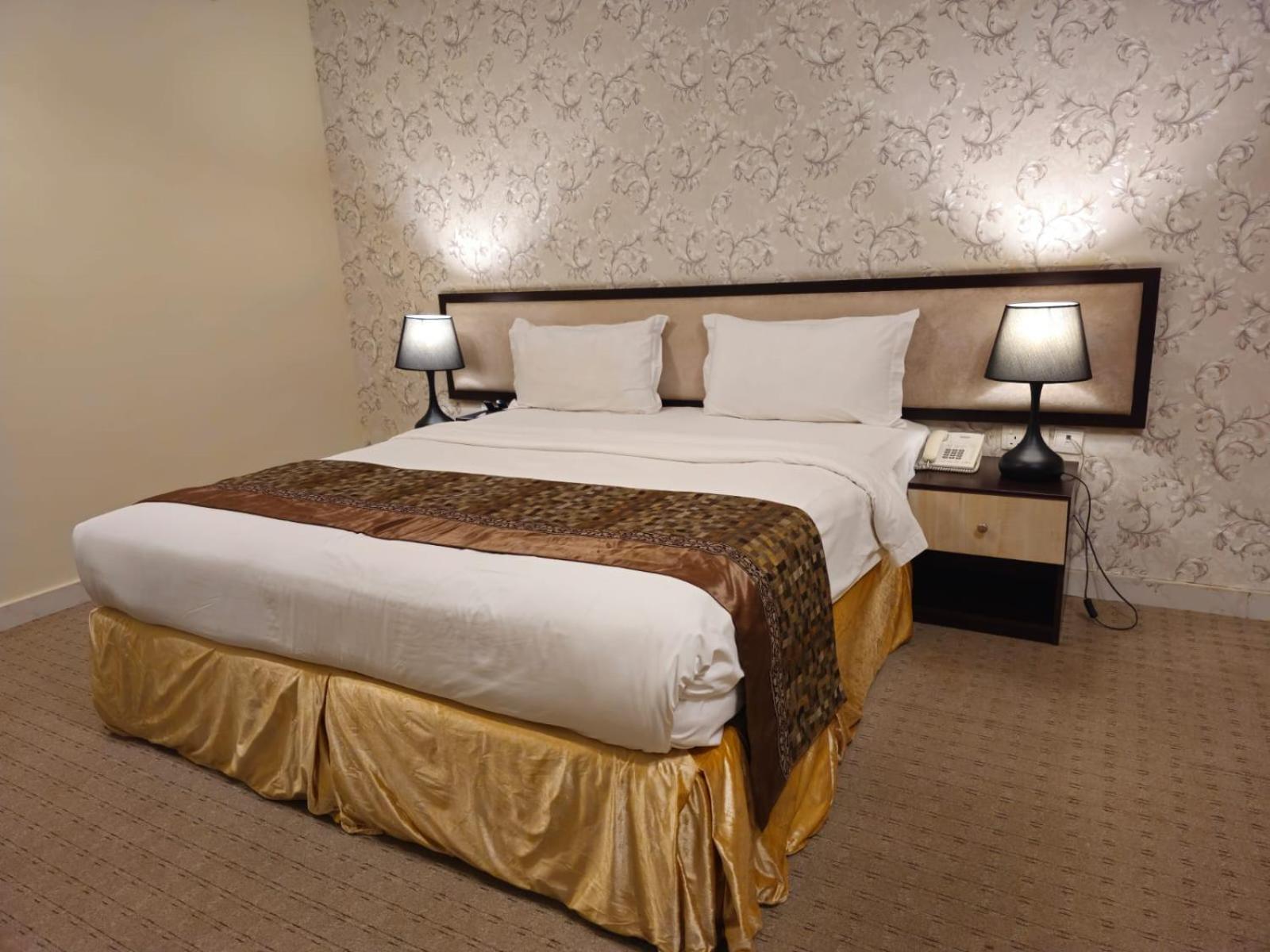 Twilight Hotel Маскат Екстериор снимка
